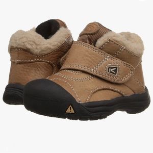 Keen baby/ toddler winter boots, size 6